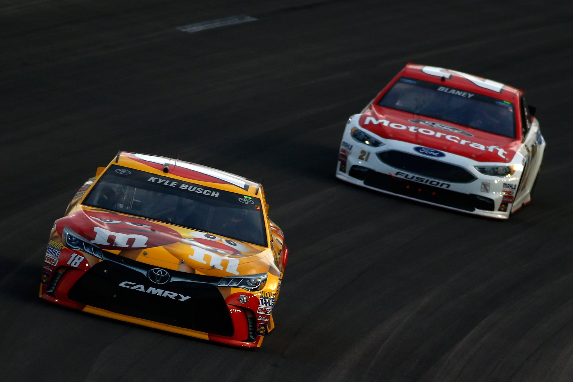 KS_NSCS_KyBusch_Blaney_050716