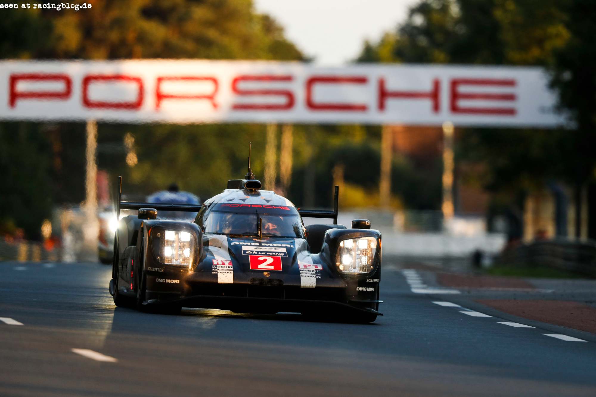 Porsche 919 Hybrid, Porsche Team: Romain Dumas, Neel Jani, Marc Lieb