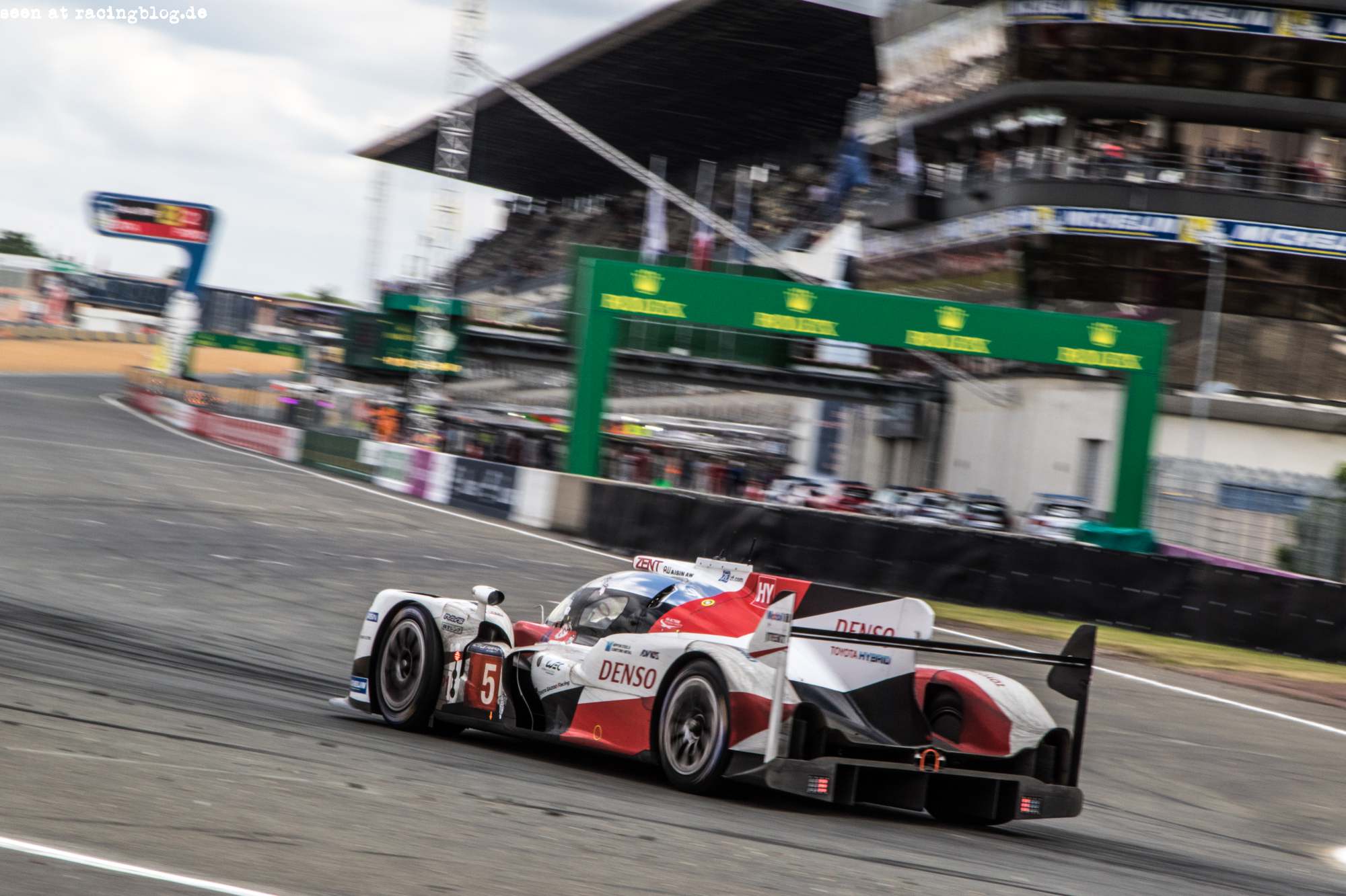 #5 TOYOTA GAZOO RACING (JPN) / MICHELIN / TOYOTA TS050 – HYBRID / Anthony DAVIDSON (GBR) / Sébastien BUEMI (CHE) / Kazuki NAKAJIMA (JPN)Le Mans 24 Hour – Circuit des 24H du Mans – Le Mans – France