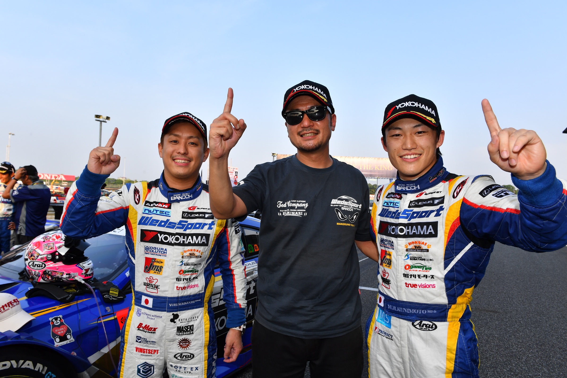 super-gt-2016-buriram-gt500-winner-yuhi-sekiguchi-yuji-kunimoto