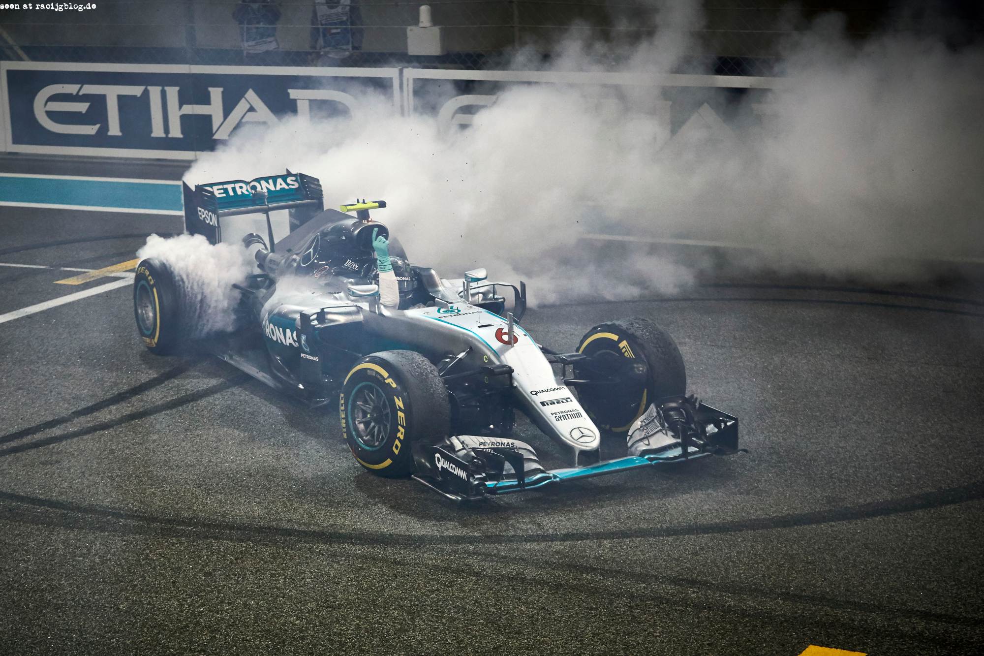 2016 Abu Dhabi Grand Prix, Sunday