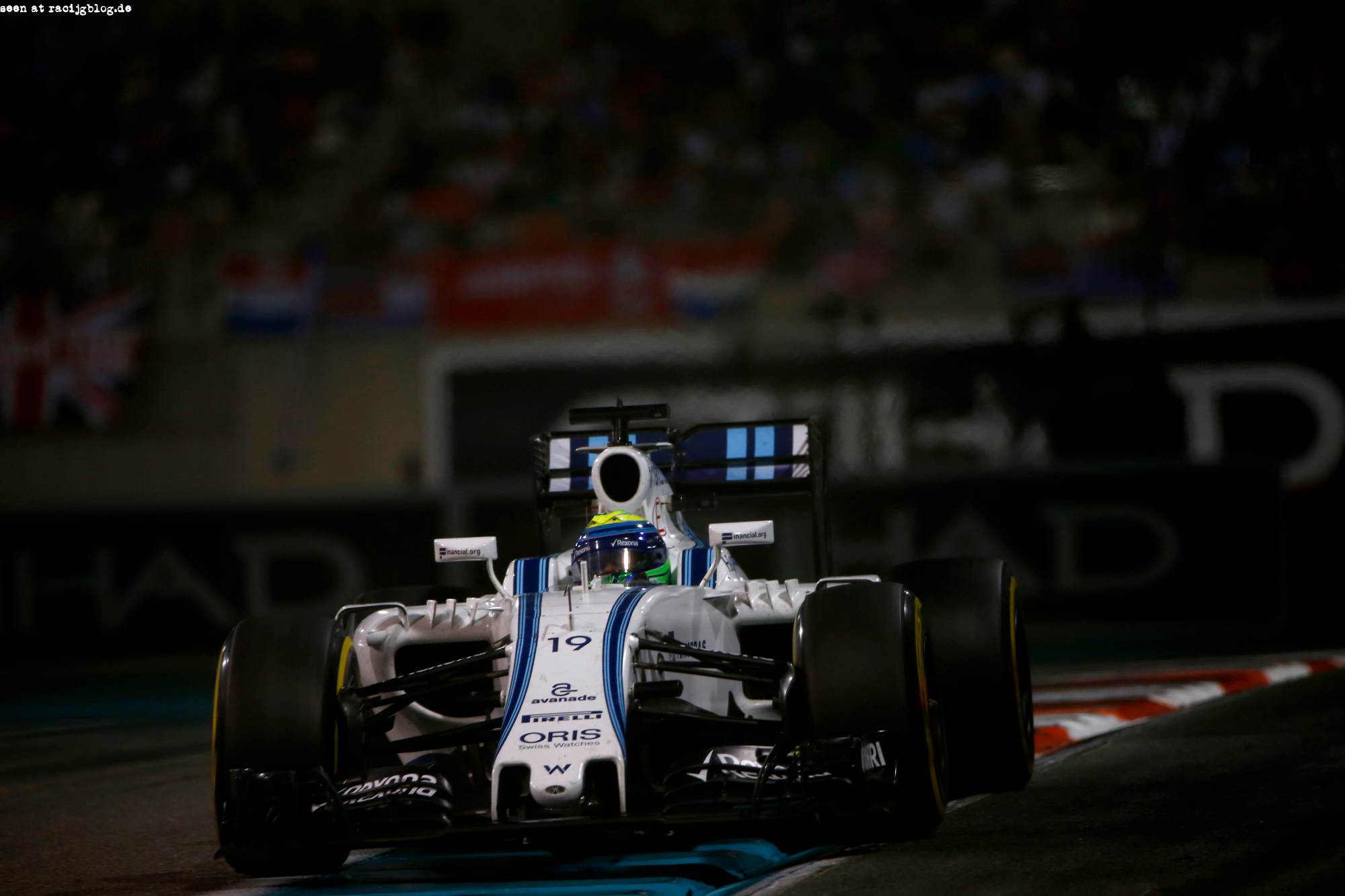 f1_abu_dhabi_race_2016_37