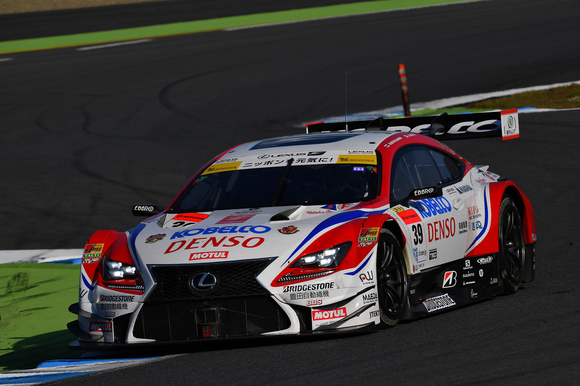 super-gt-motegi-2016-denso-rc-f