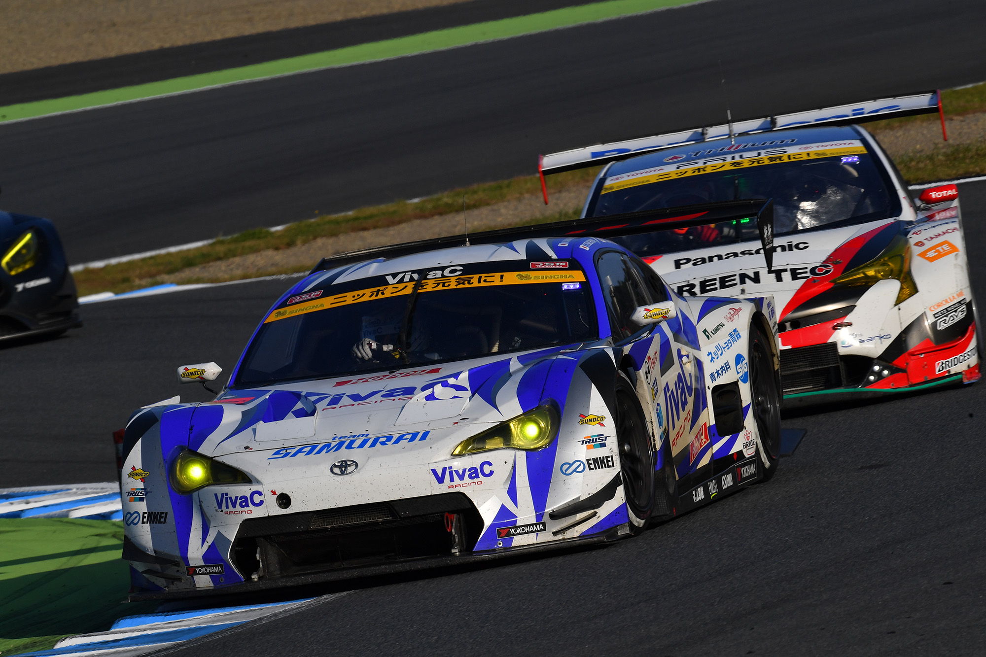 super-gt-motegi-2016-vivac-86-mc