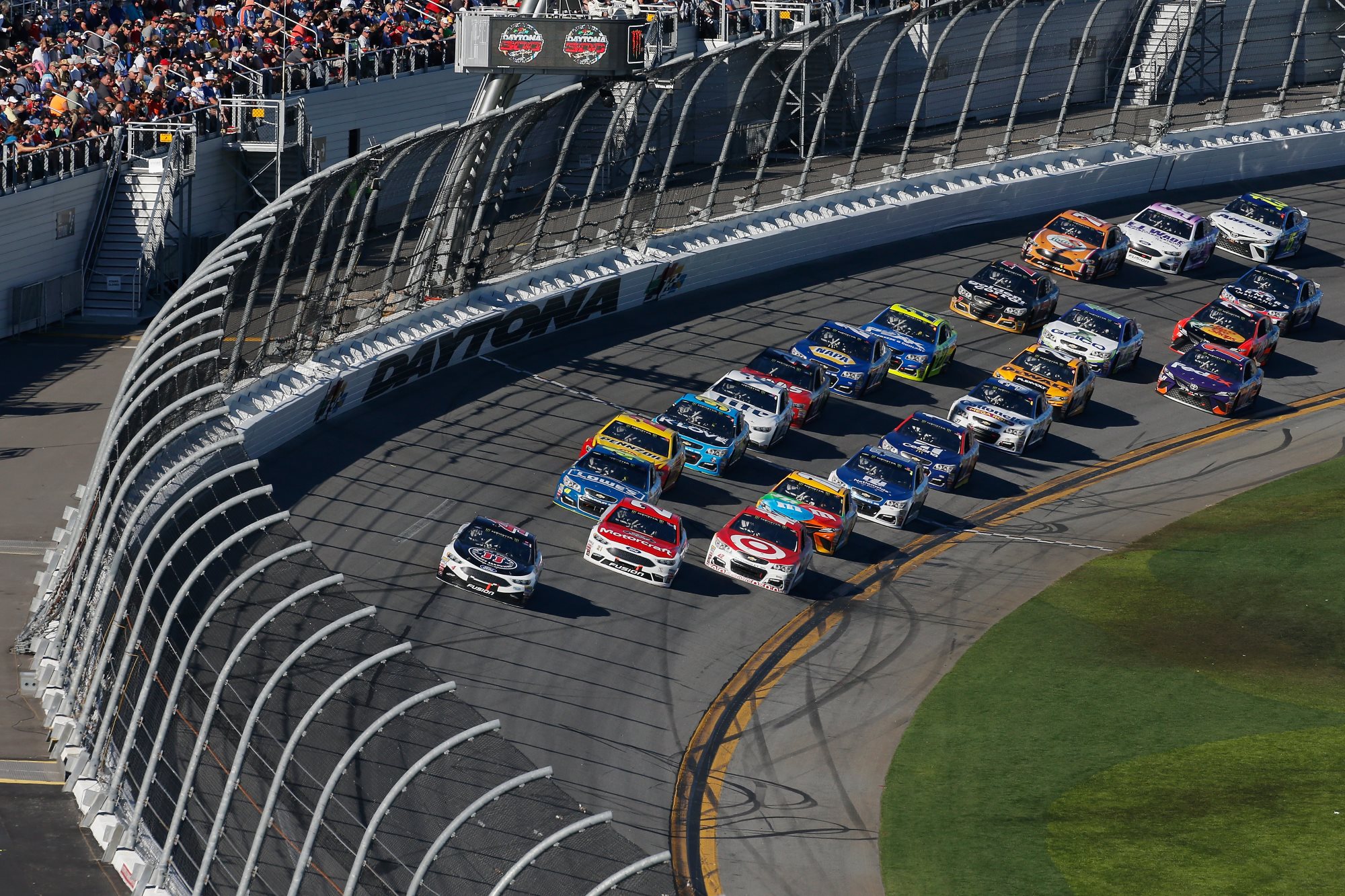 DIS_MENCS_Harvick_Pack_022617
