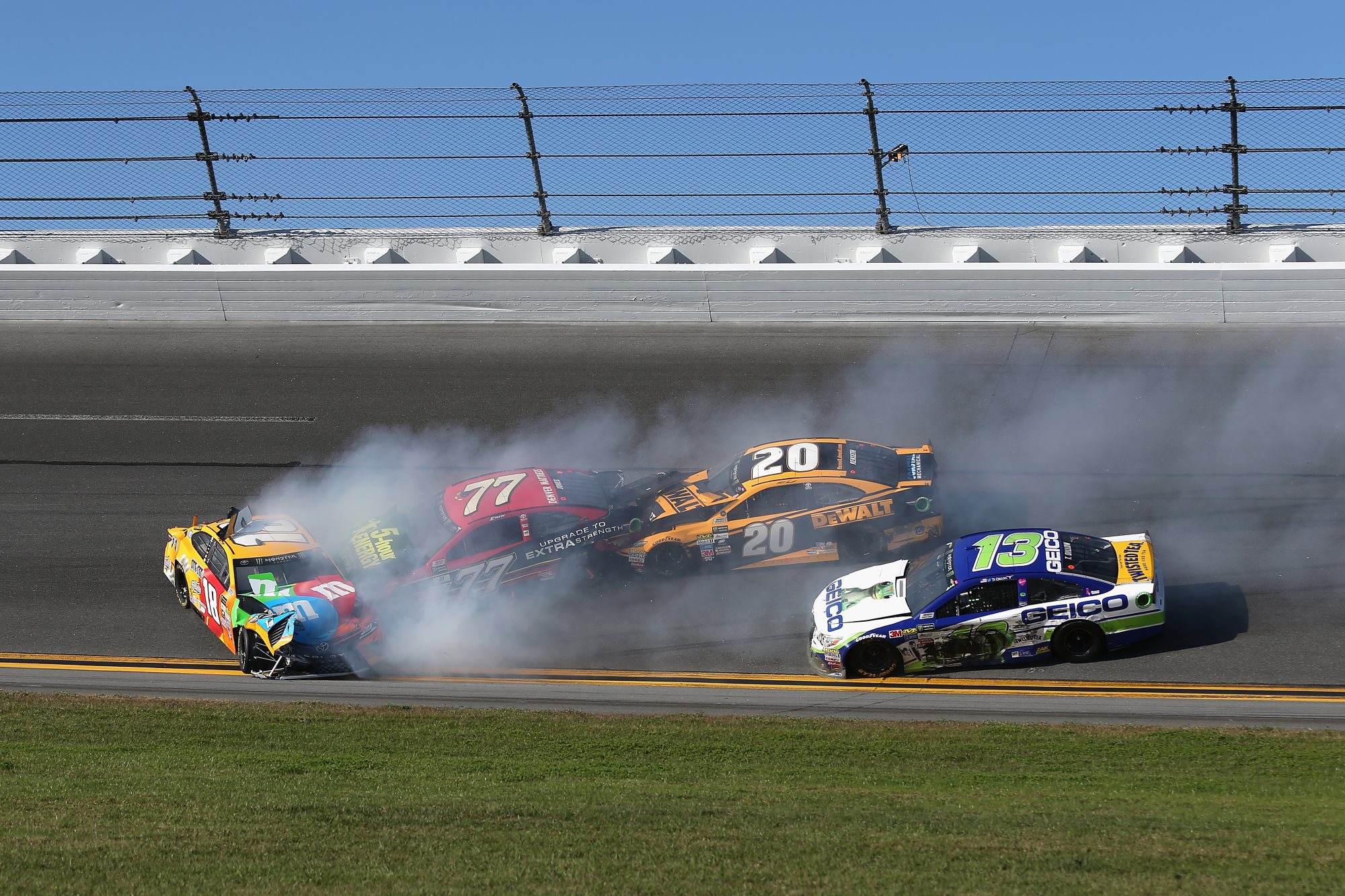 DIS_MENCS_KyBusch_EJones_Crash_022617