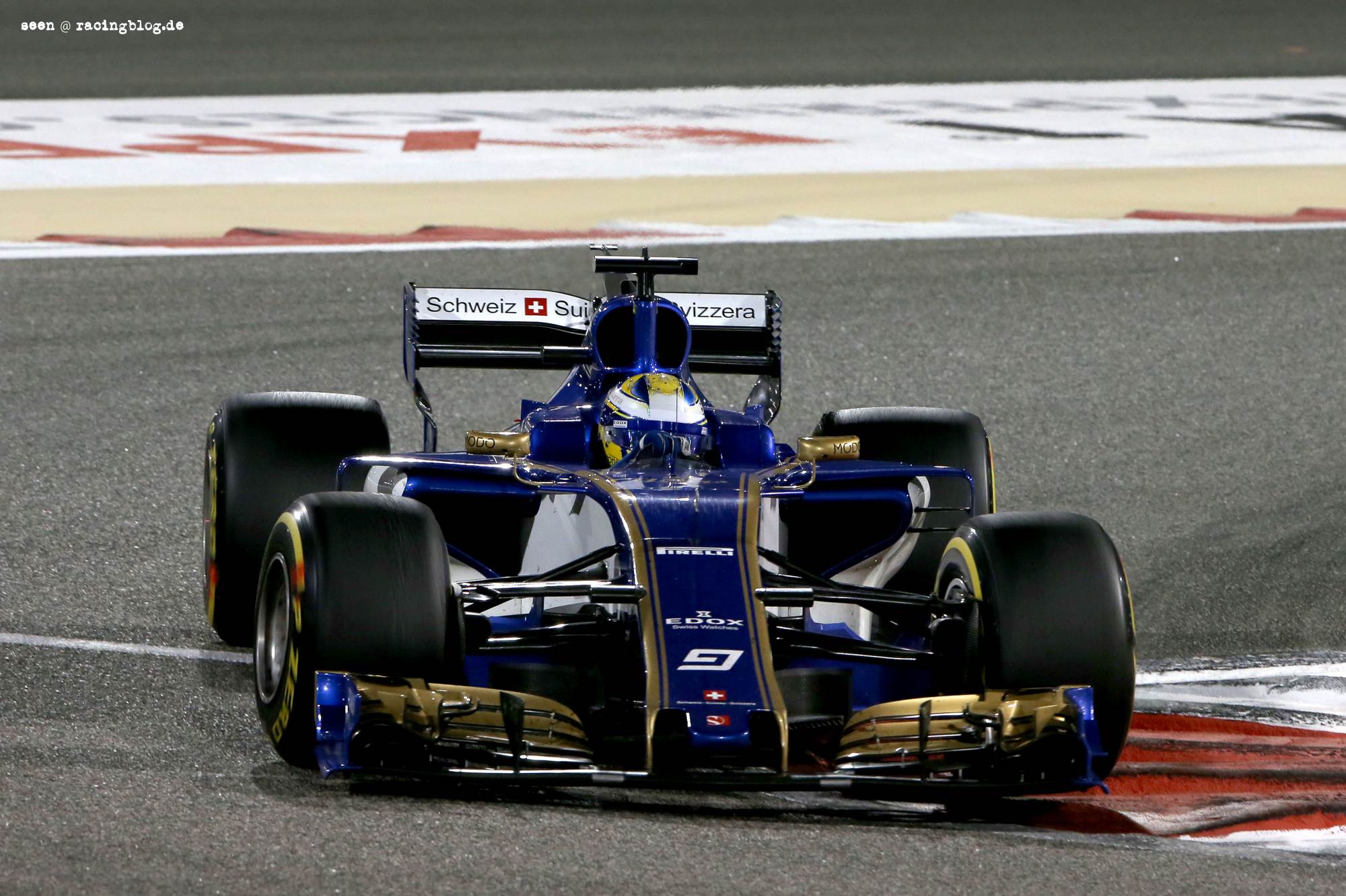 F1_Bahrain_2017_04