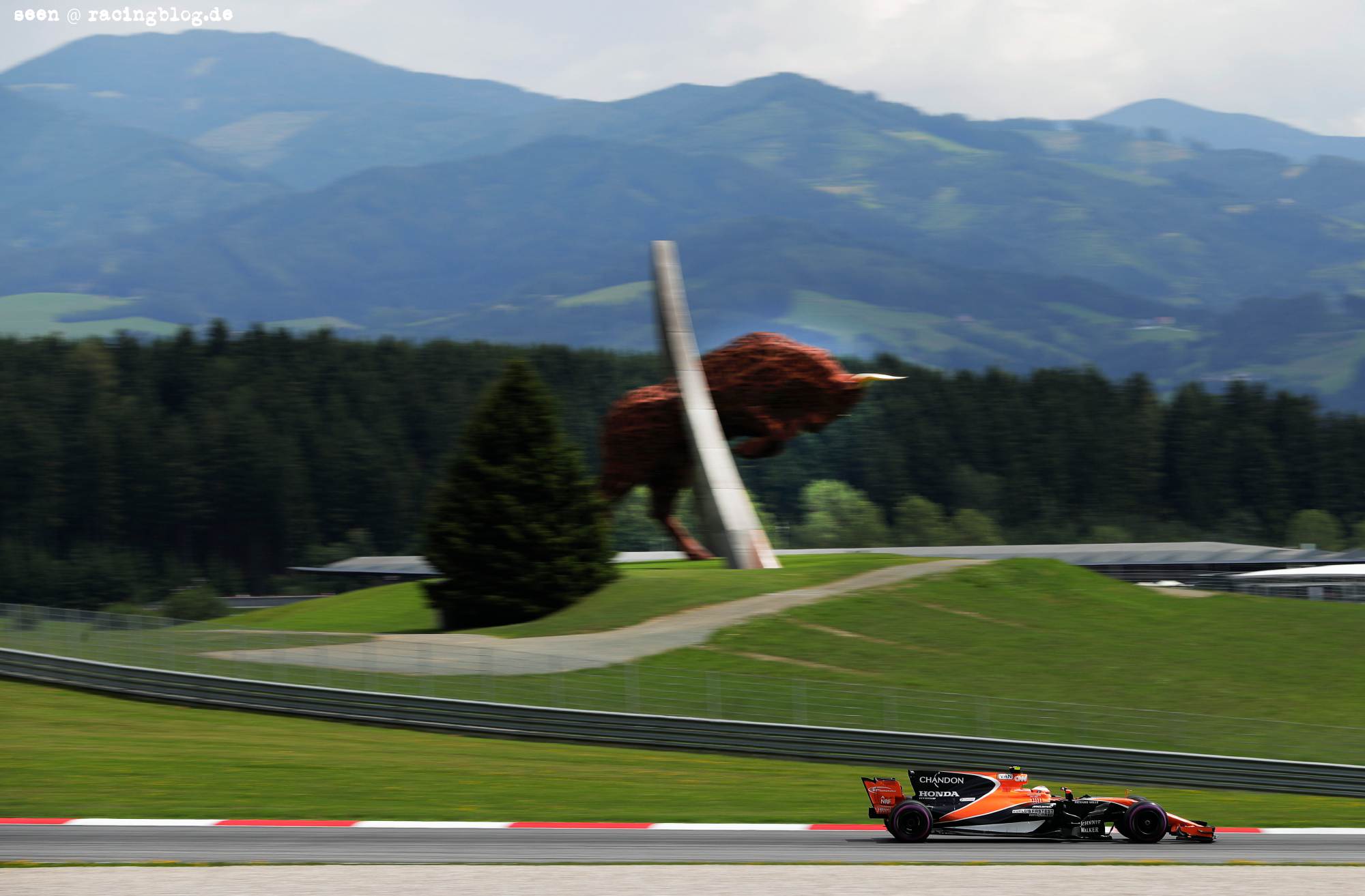 F1_Austria_Race_2017_05