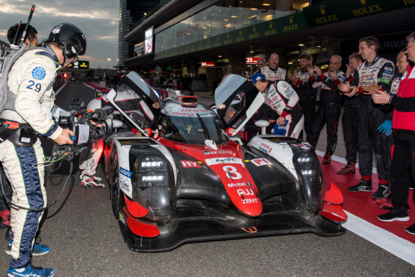 #8 TOYOTA GAZOO RACING / JPN / Toyota TS050 – Hybrid – Hybrid – picking up the drivers for the podium – WEC 6 Hours of Shanghai – Shanghai International Circuit – Shanghai – China