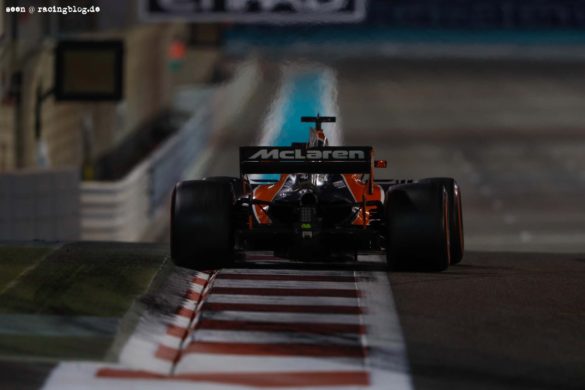 F1_AbuDhabi_Race_2017_13