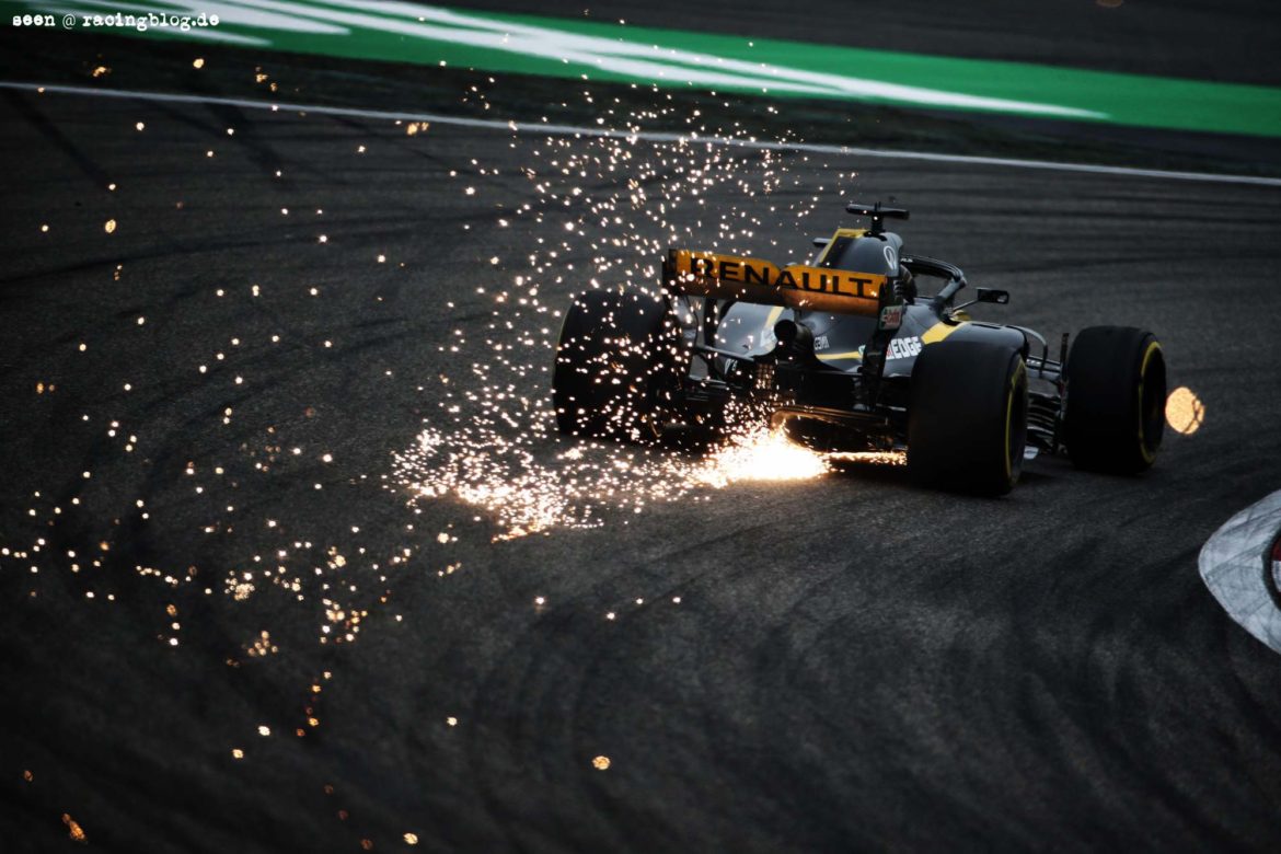 Motor Racing – Formula One World Championship – Chinese Grand Prix – Qualifying Day – Shanghai, China