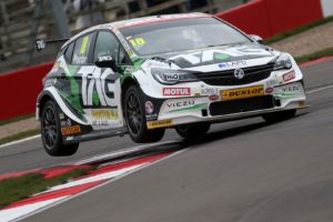 Senna Proctor (GBR) Power Maxed Racing Vauxhall Astra
