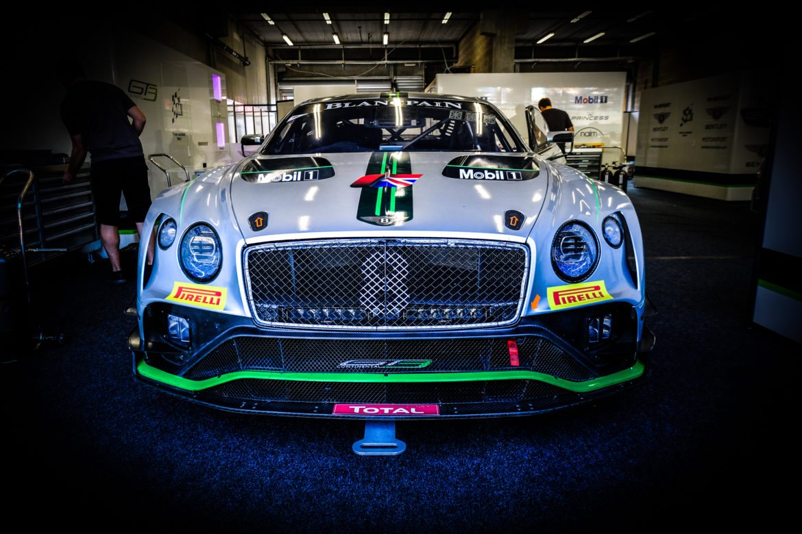 24HSPA18-04 Tue Scrutineering-2016-DSCF5353