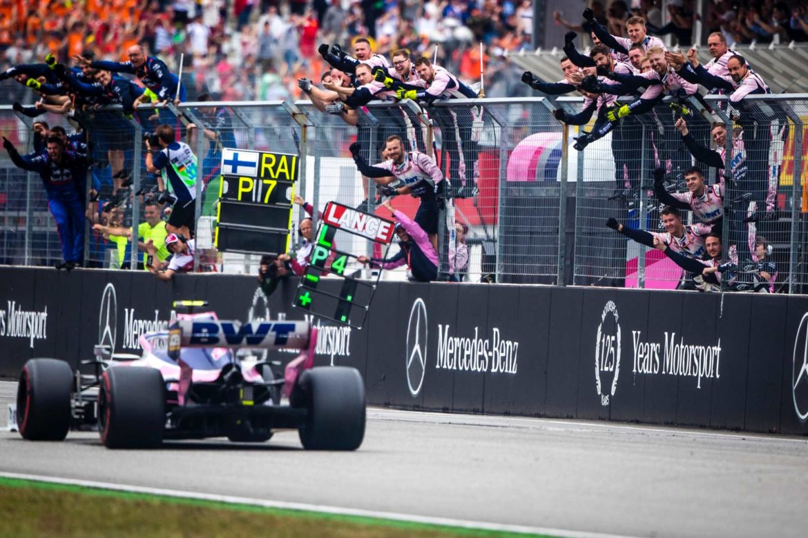 Mechanics celebrate Lance Stroll, Racing Point RP19 finishing P4