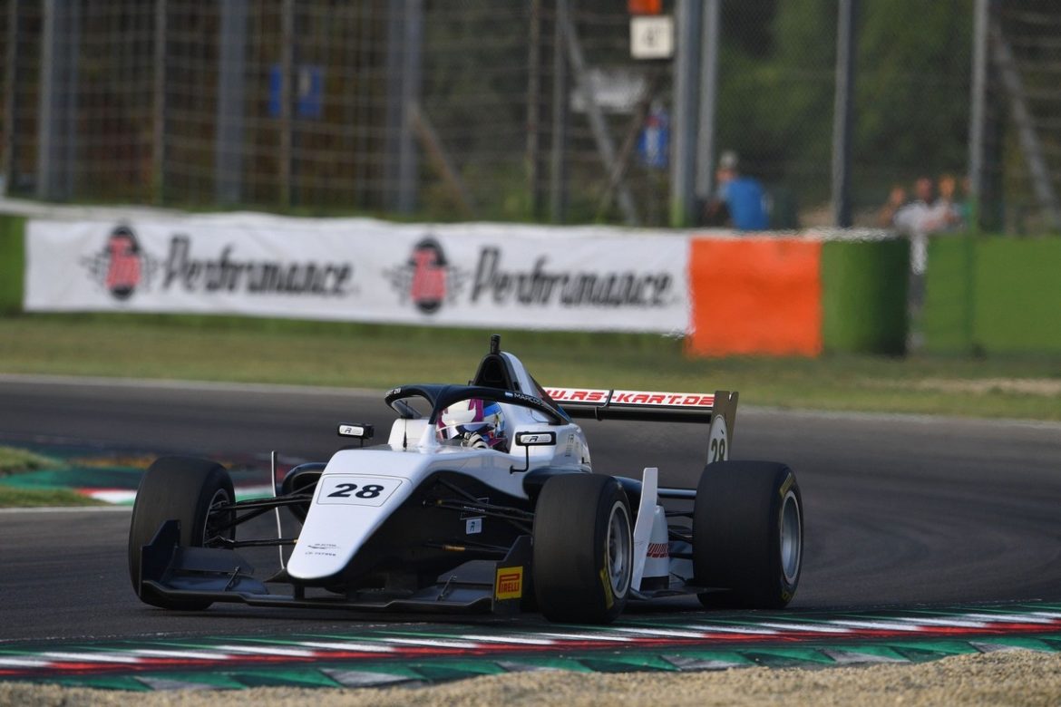 Marcos Siebert (US Racing,F3 Tatuus 318 A.R.#28)