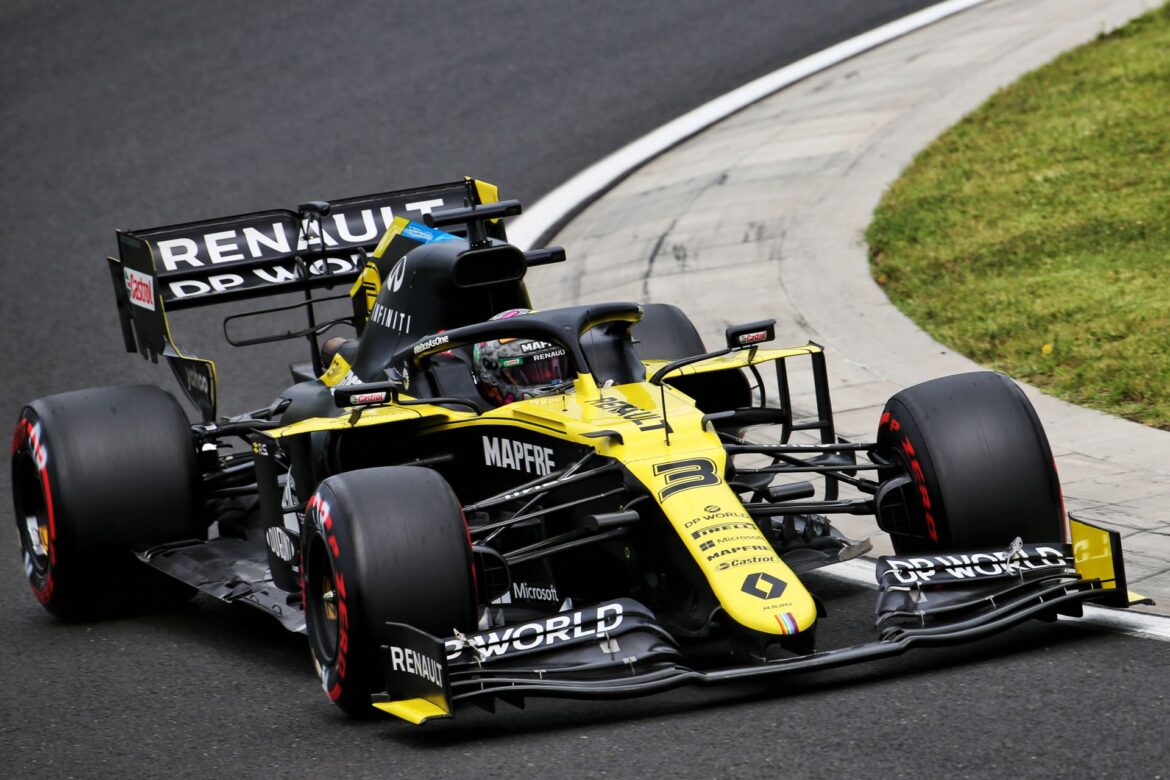 Motor Racing – Formula One World Championship – Hungarian Grand Prix – Qualifying Day – Budapest, Hungary