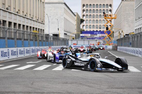 Stoffel Vandoorne (BEL), Mercedes Benz EQ, EQ Silver Arrow 02