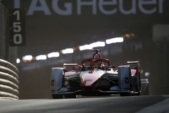 Sergio Sette Camara (BRA), Dragon Penske Autosport, Penske EV-5