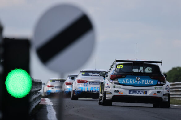Dan Lloyd (GBR) – Power Maxed Racing Vauxhall Astra