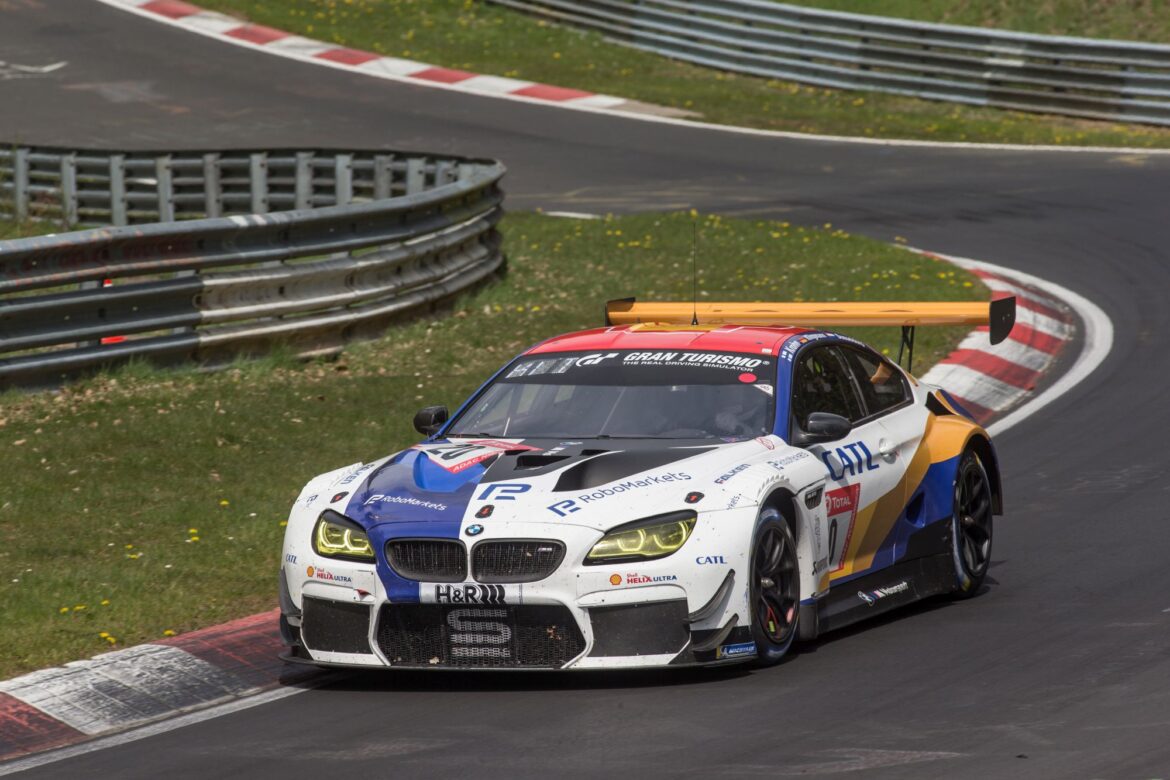 P90421102_highRes_nuerburgring-ger-8th