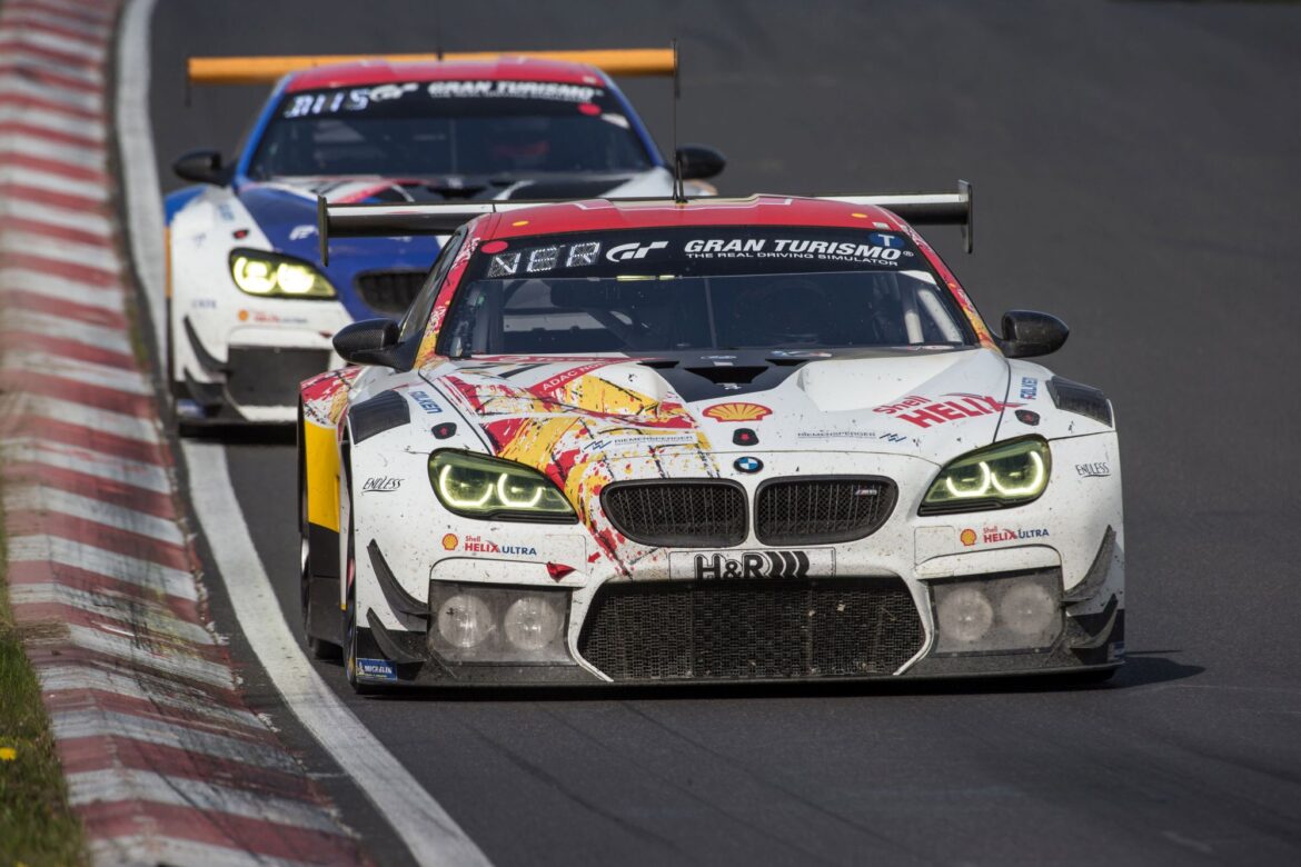 P90421145_highRes_nuerburgring-ger-8th
