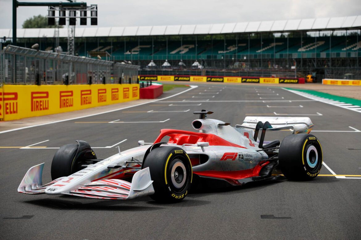 The 2022 Formula 1 car launch event on the Silverstone grid