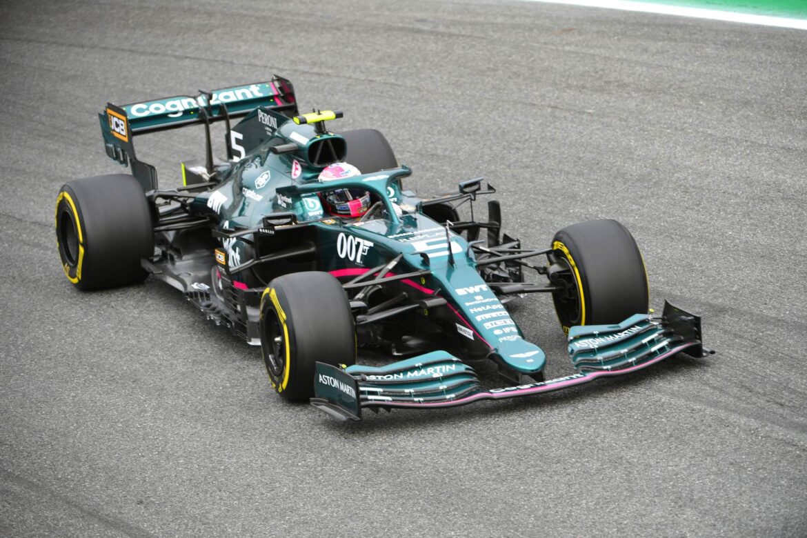 Sebastian Vettel, Aston Martin AMR21