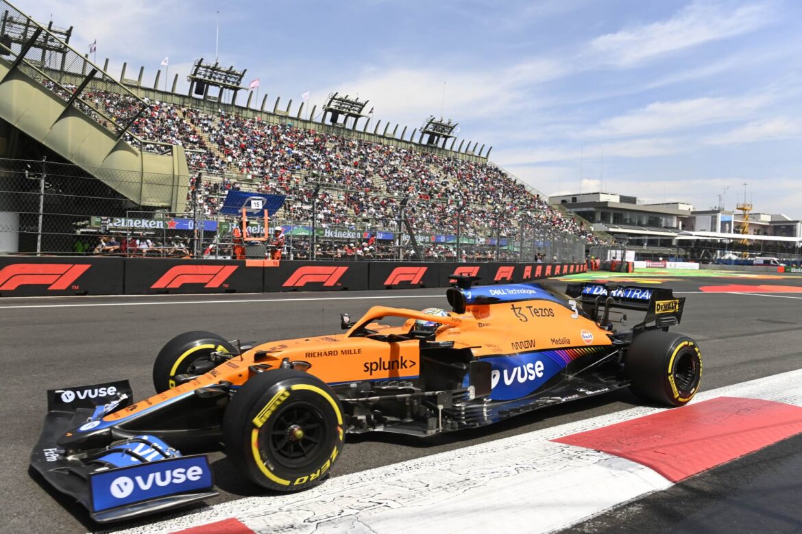 Daniel Ricciardo, McLaren MCL35M side on