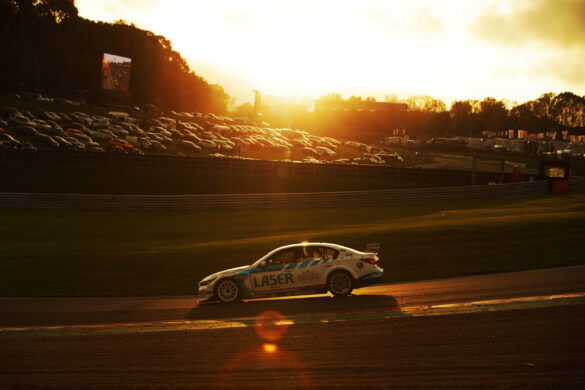 Ashley Sutton (GBR) – Laser Tools Racing Infiniti Q50