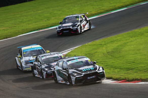 Aron Taylor-Smith (IRL) – Team HARD Cupra Leon