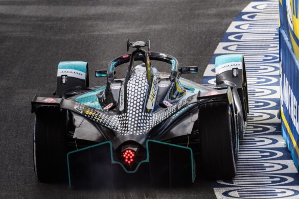 Sam Bird (GBR), Jaguar TCS Racing, Jaguar I-TYPE 5