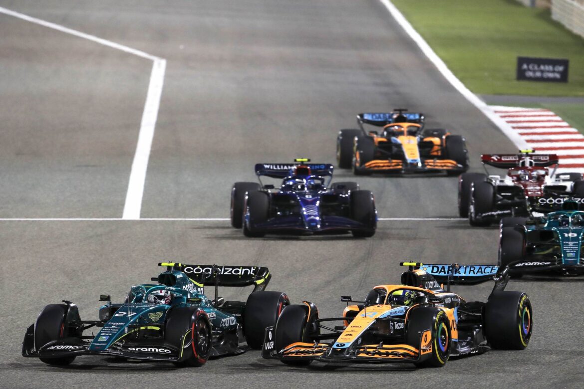 F1_Bahrain_Race_2022_22