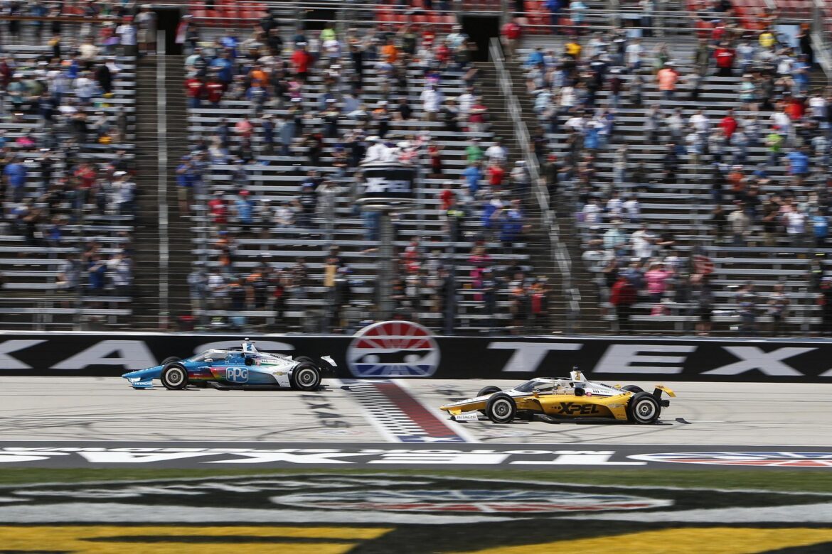 Josef Newgarden and Scott McLaughlin – XPEL 375_Large Image Without Watermark_m53086