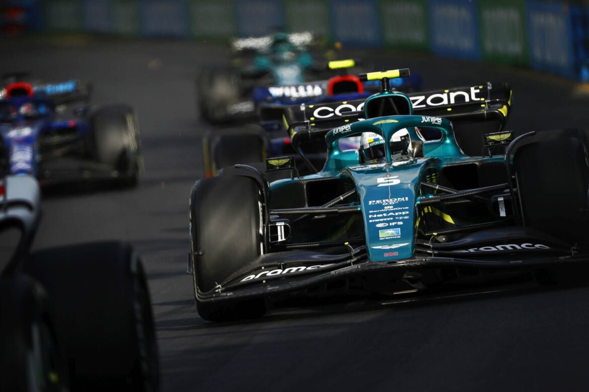 Sebastian Vettel, Aston Martin AMR22