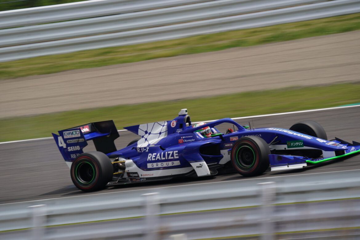 Super Formula Suzuka 2022 Sacha Fenestraz 5