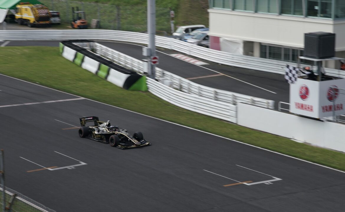 Super Formula Autpolis 2022 Ryo Hirakawa Finish
