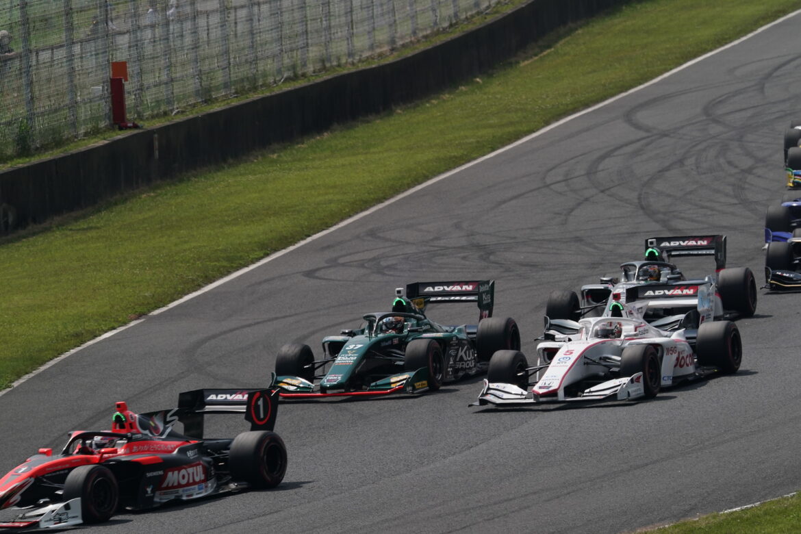 Super Formula Autpolis 2022 Start 6