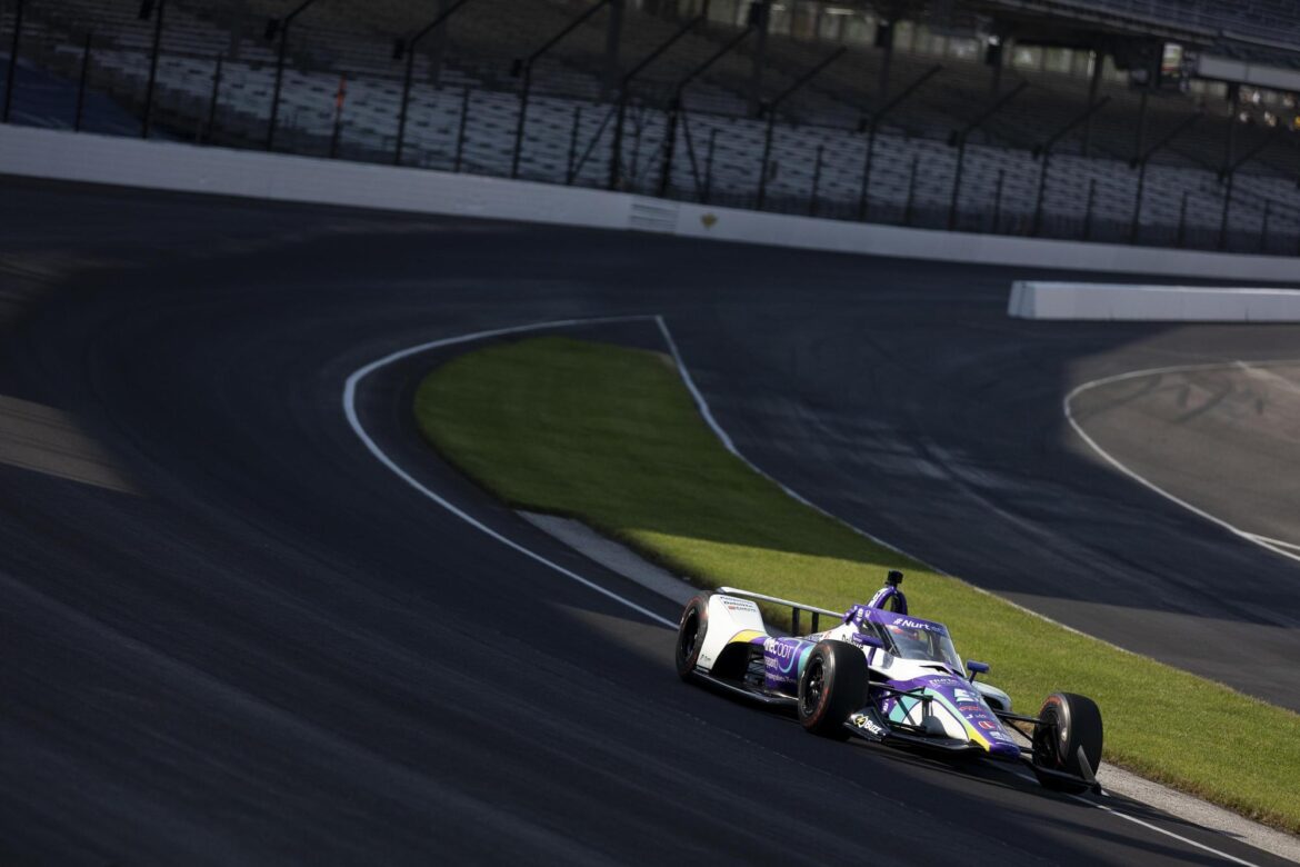 Takuma Sato – Indianapolis 500 Practice – By_ Travis Hinkle_Large Image Without Watermark_m57711