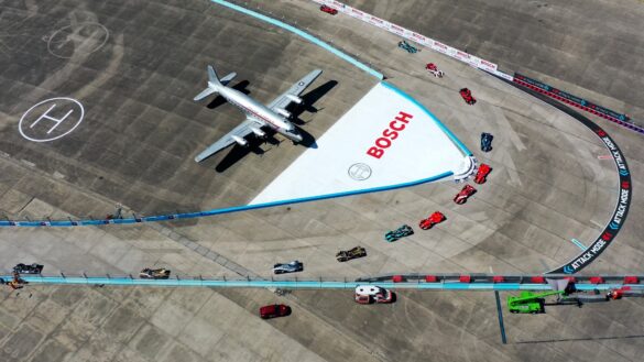 Aerial view of the race start