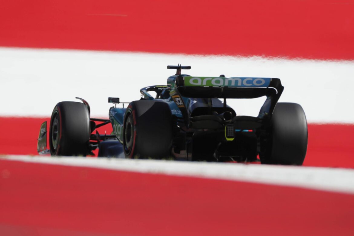 Lance Stroll, Aston Martin AMR22