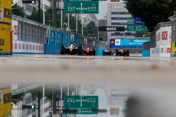 Mitch Evans (NZL), Jaguar TCS Racing, Jaguar I-TYPE 5