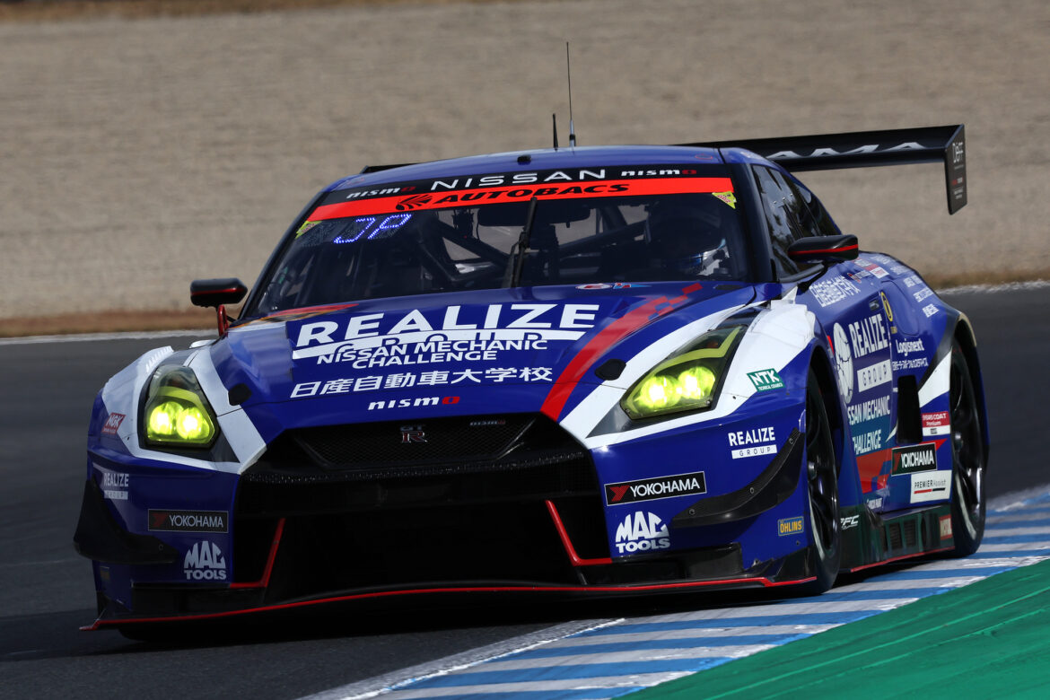 Super GT Motegi 2022 Realize GT-R