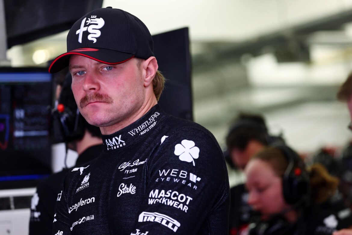 Motor Racing – Formula One World Championship – Bahrain Grand Prix – Qualifying Day – Sakhir, Bahrain