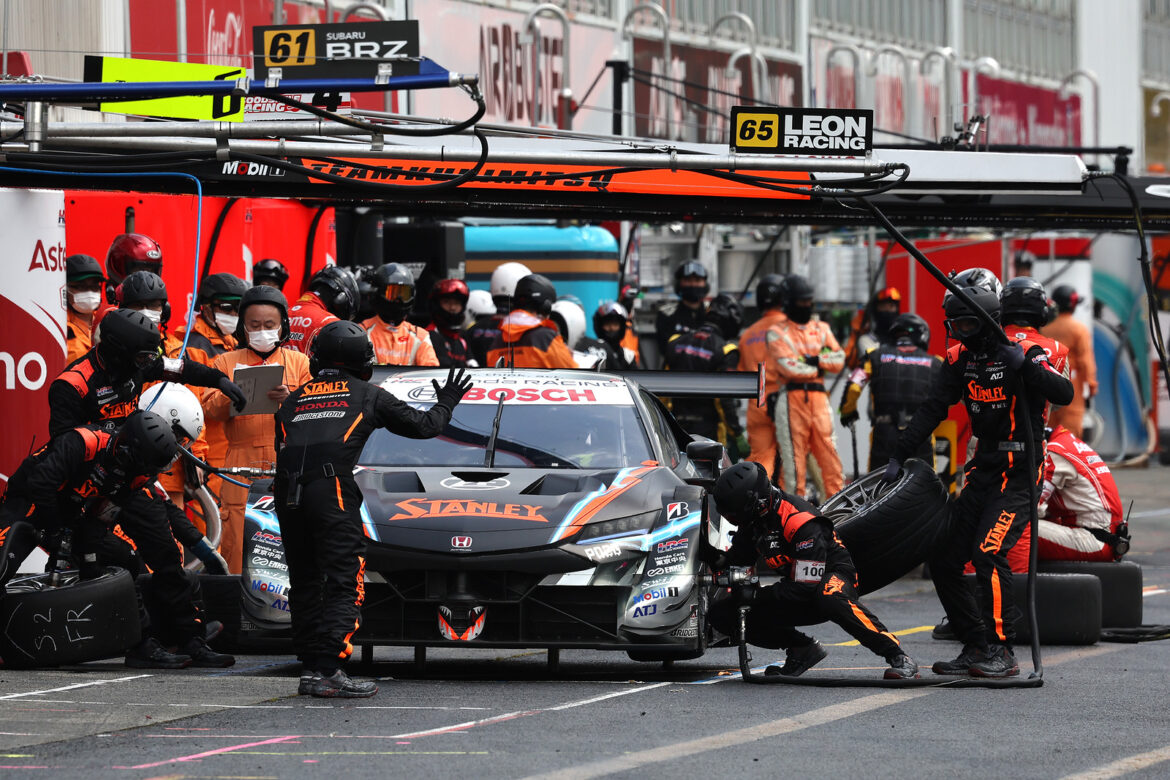 SUPER GT Okayama 2023 Stanley NSX-GT Pit Stop