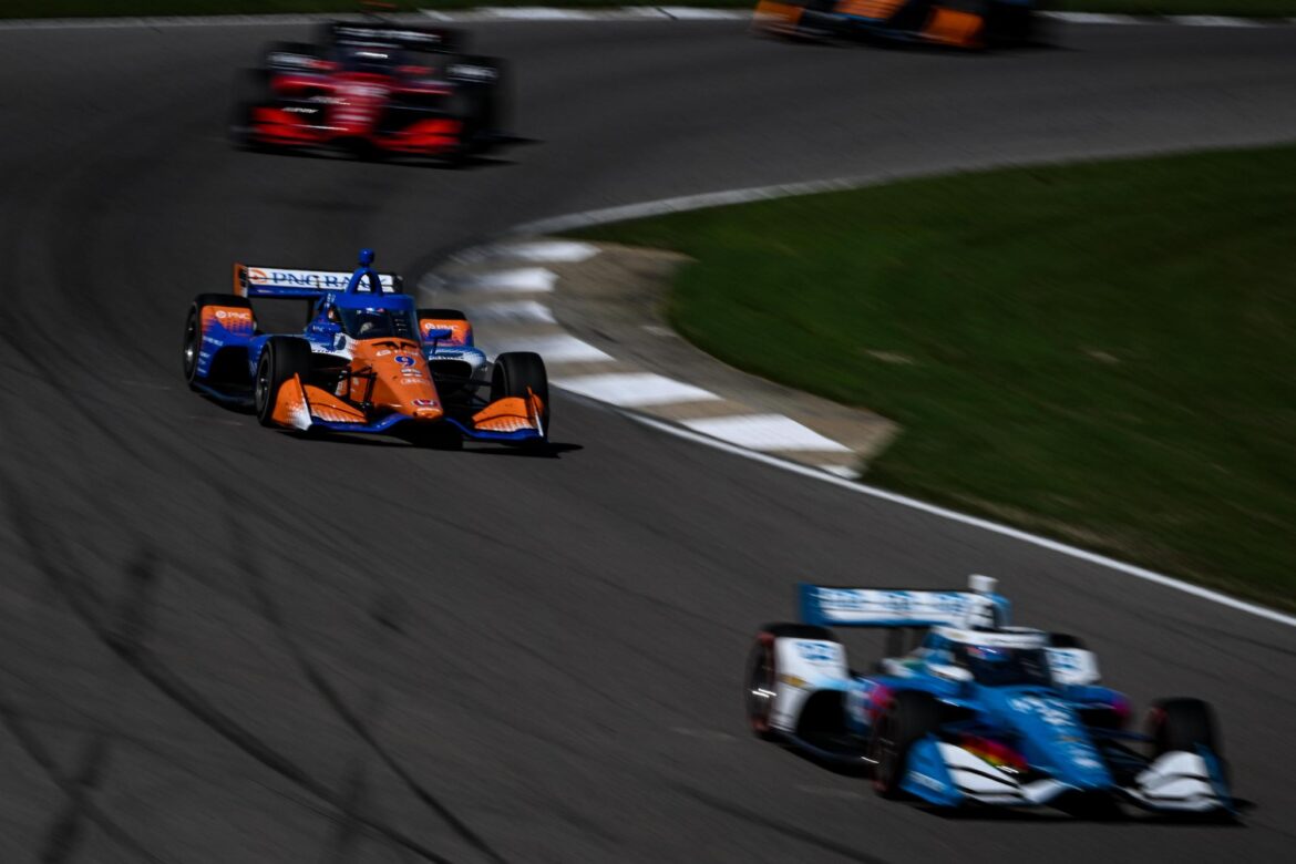 Scott Dixon – Children_s of Alabama Indy Grand Prix – By_ James Black_Large Image Without Watermark_m78062