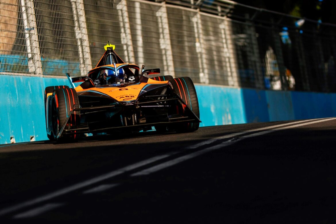 Jake Hughes, NEOM McLaren Formula E Team, e-4ORCE 04
