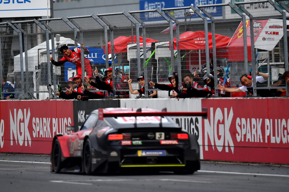 SUPER GT Fuji 2023 Niterra Motul Z Win