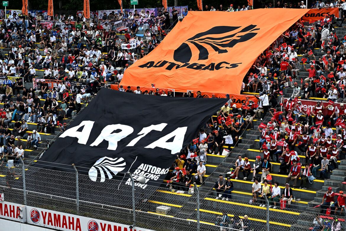 SUPER GT Sportsland SUGO 2023 Fans