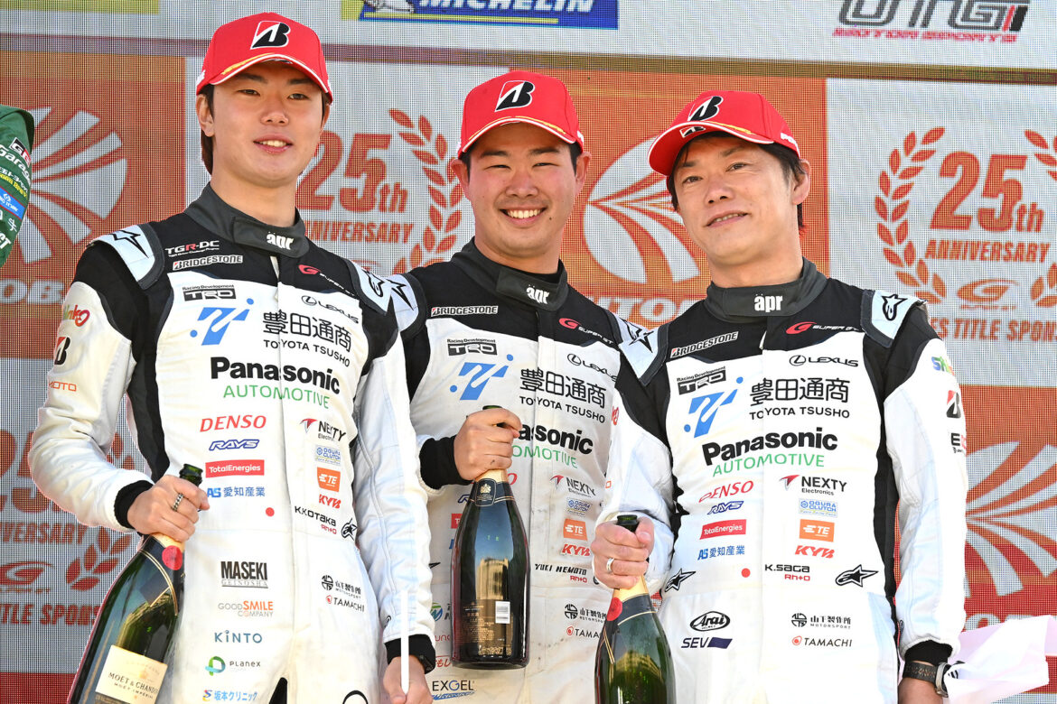SUPER GT Autopolis 2023 Kazuto Kotaka Yuki Nemoto Koki Saga Podium