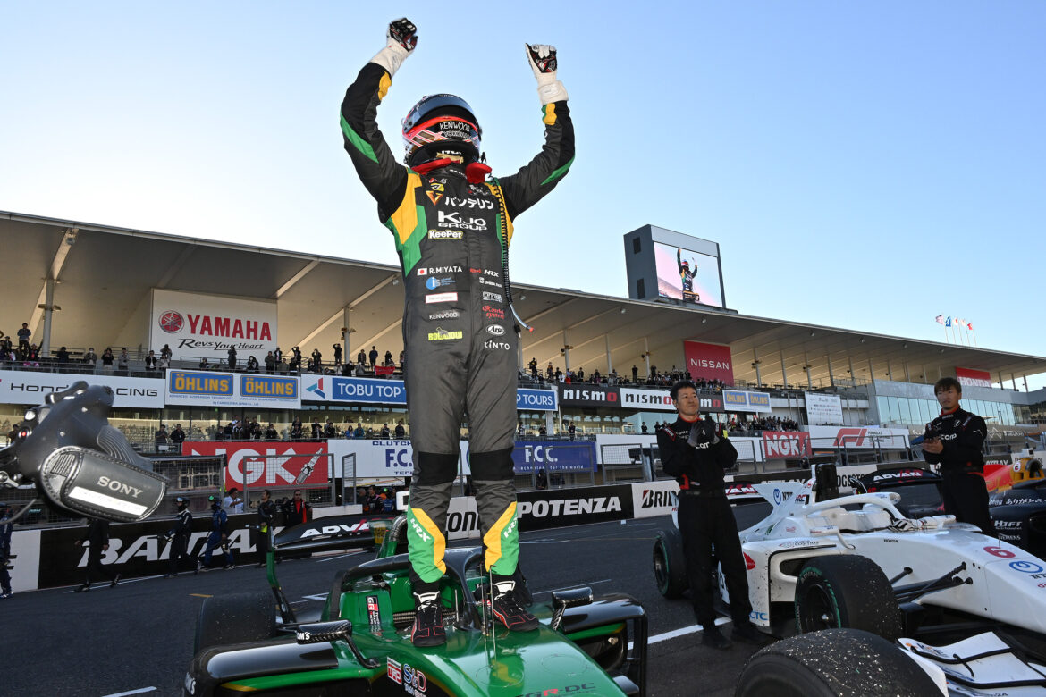 Super Formula Suzuka 2023 Ritomo Miyata Celebration